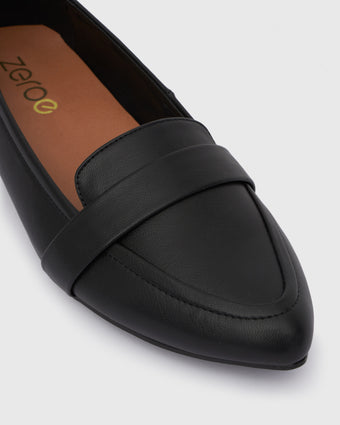 GIANNI Pointed Toe Flats