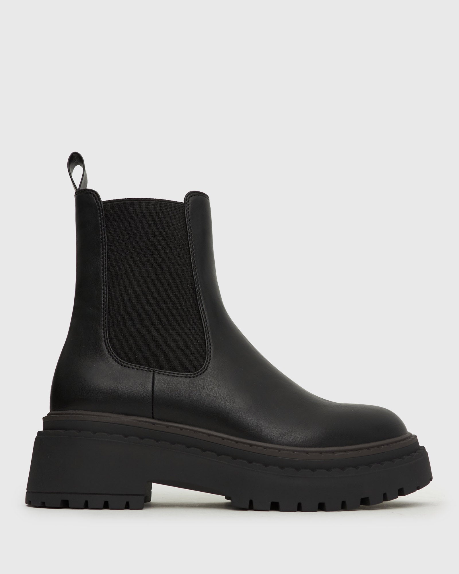 Buy RIVER Chunky Chelsea Boots by BETTS online - Betts