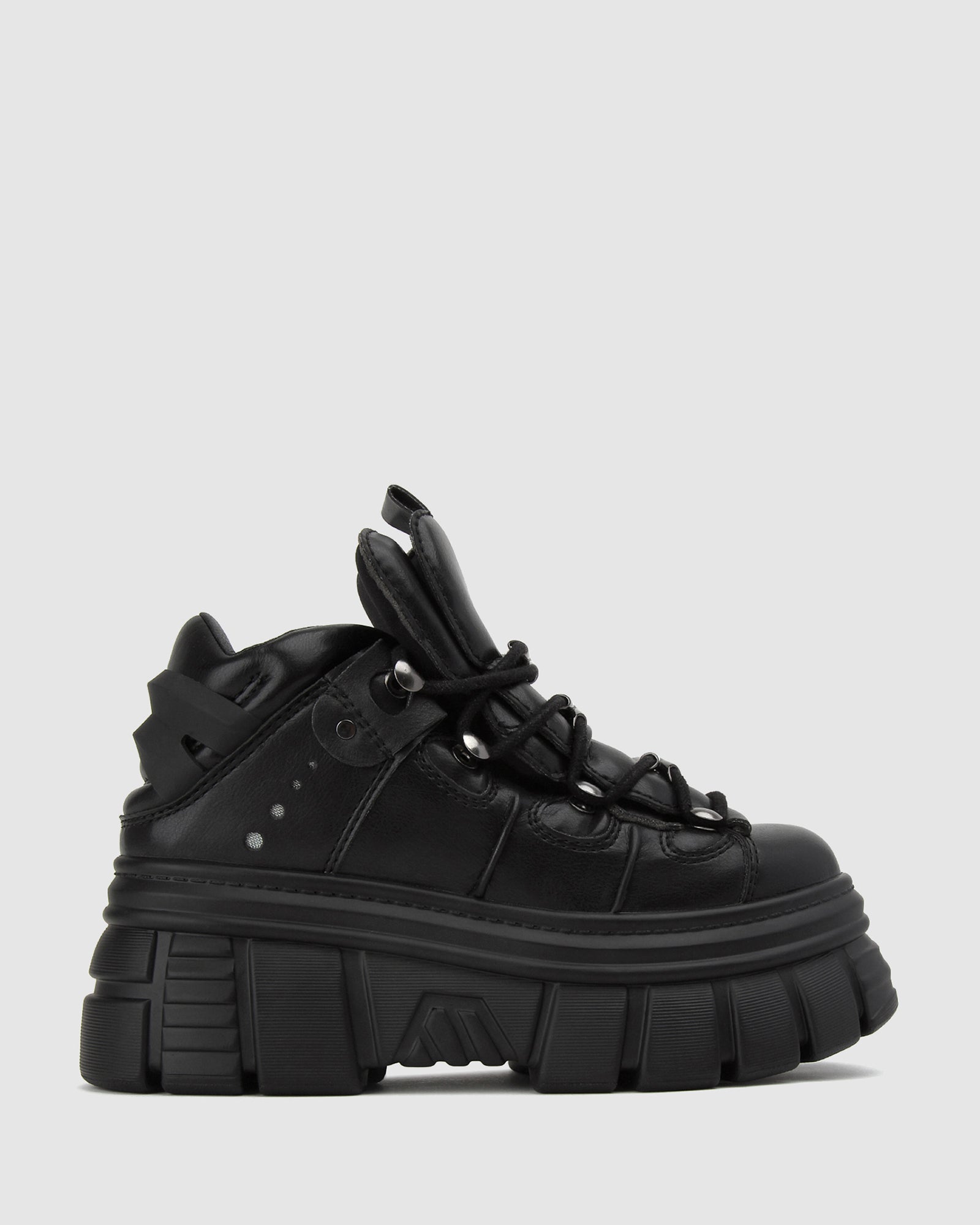 Black high top platform trainers Clearance