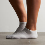UNISEX WHITE BAMBOO ANKLE SOCKS S/M