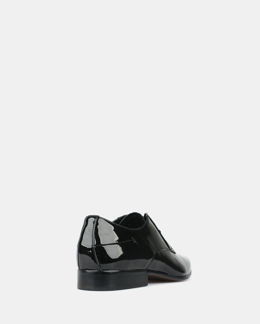 TITAN 1 Pointed Toe Derby Shoes