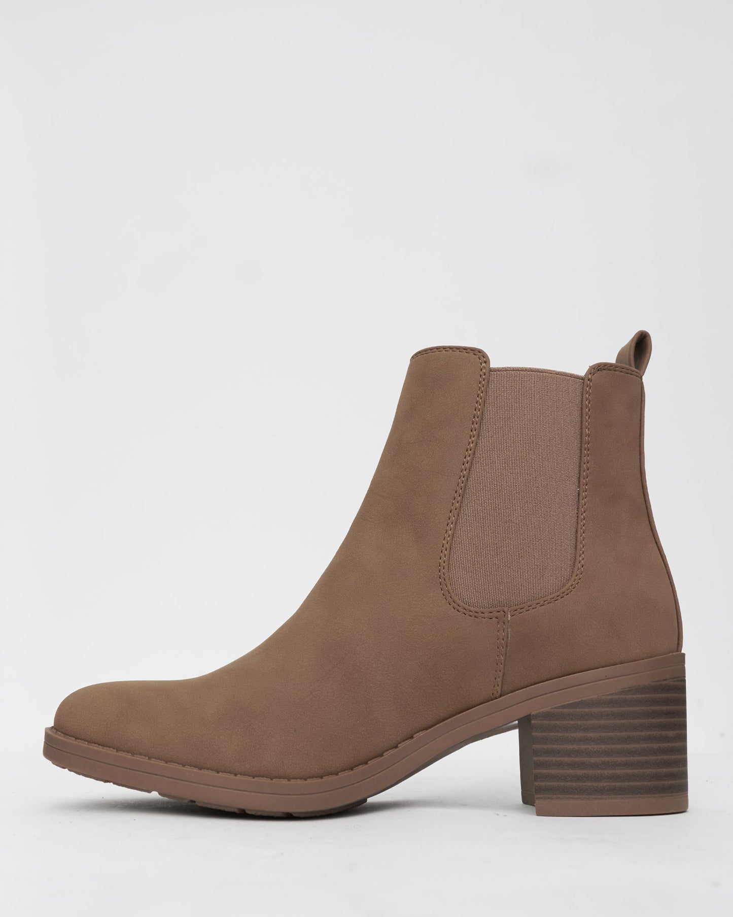 LEE Vegan Block Heel Chelsea Boots
