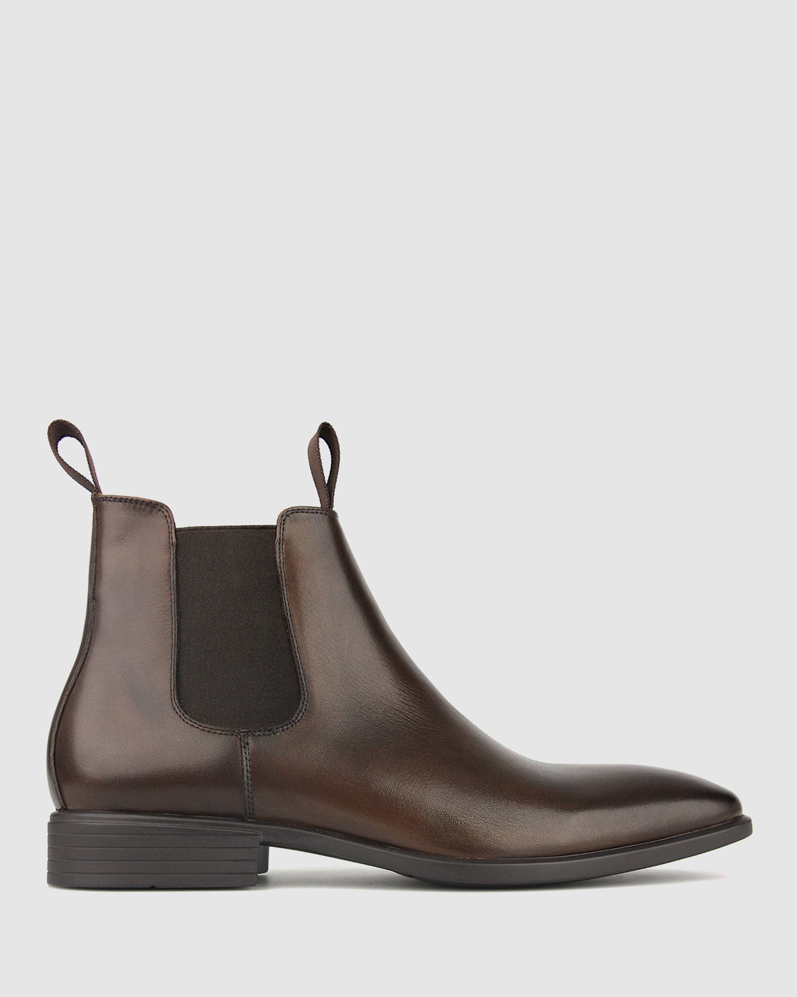 Buy HENRY Leather Chelsea Boots by Airflex online - Betts