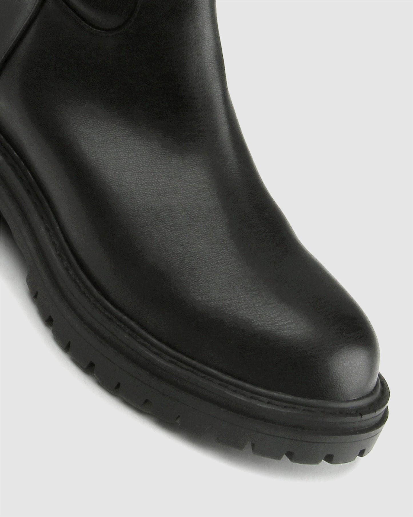 DRAGON Round Toe Knee Boots