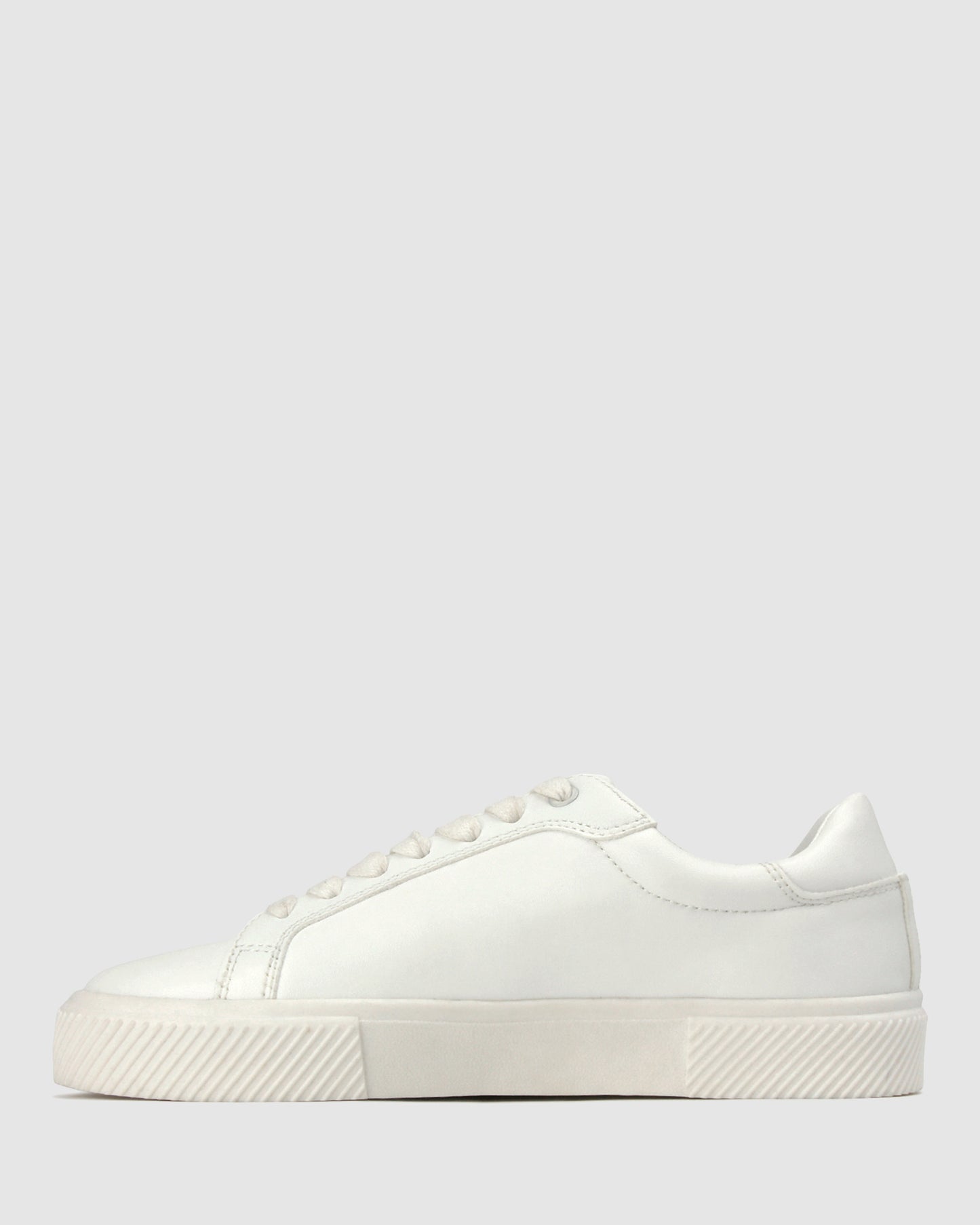 STROLL Classic Vegan Sneakers