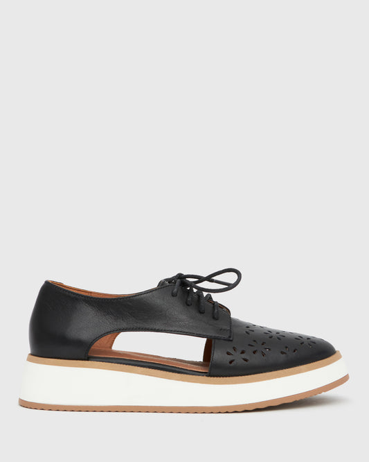 QUIBBLE Leather Cut Out Shoes