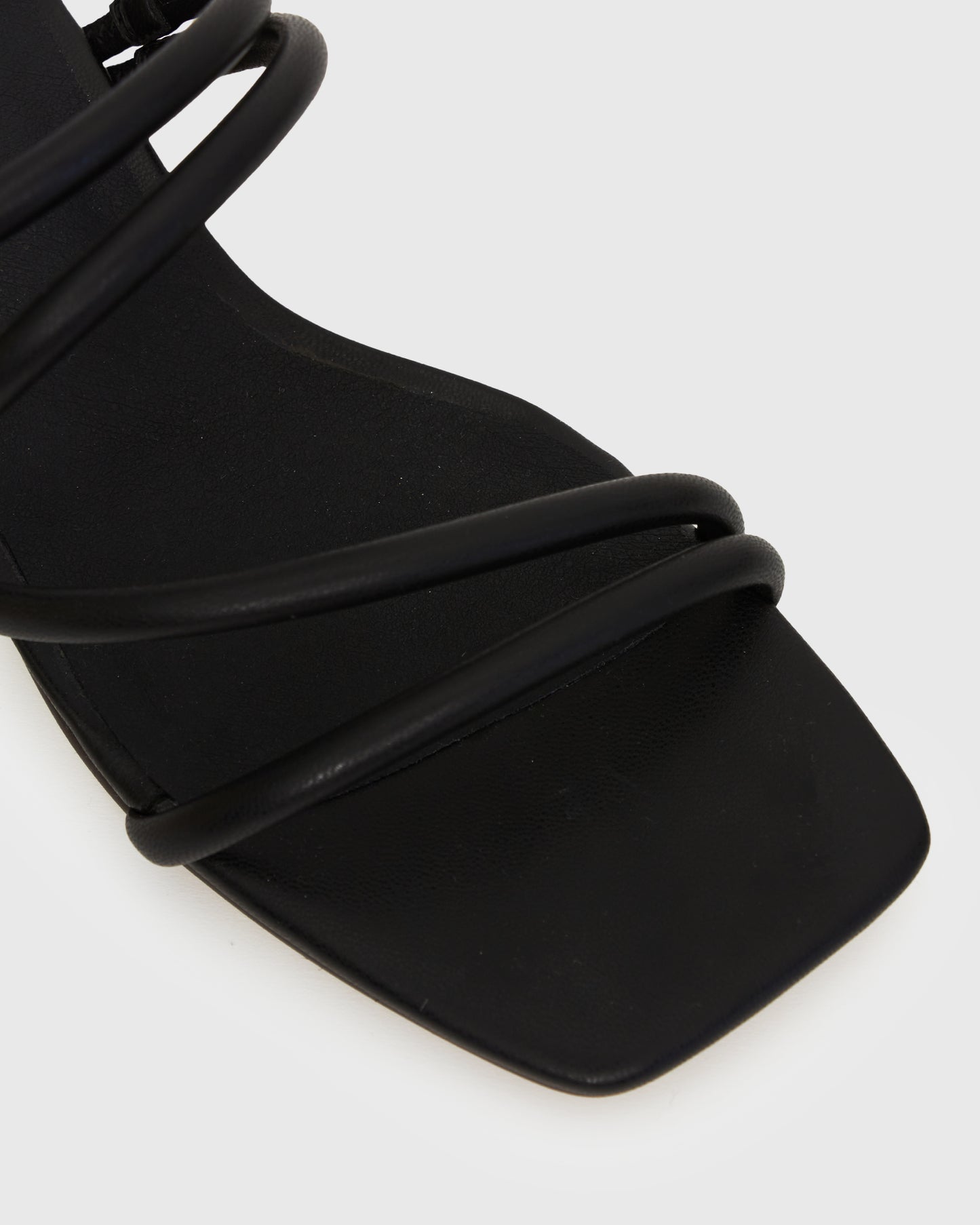 PRE-ORDER HALLIE Low Wooden Block Heel Mules