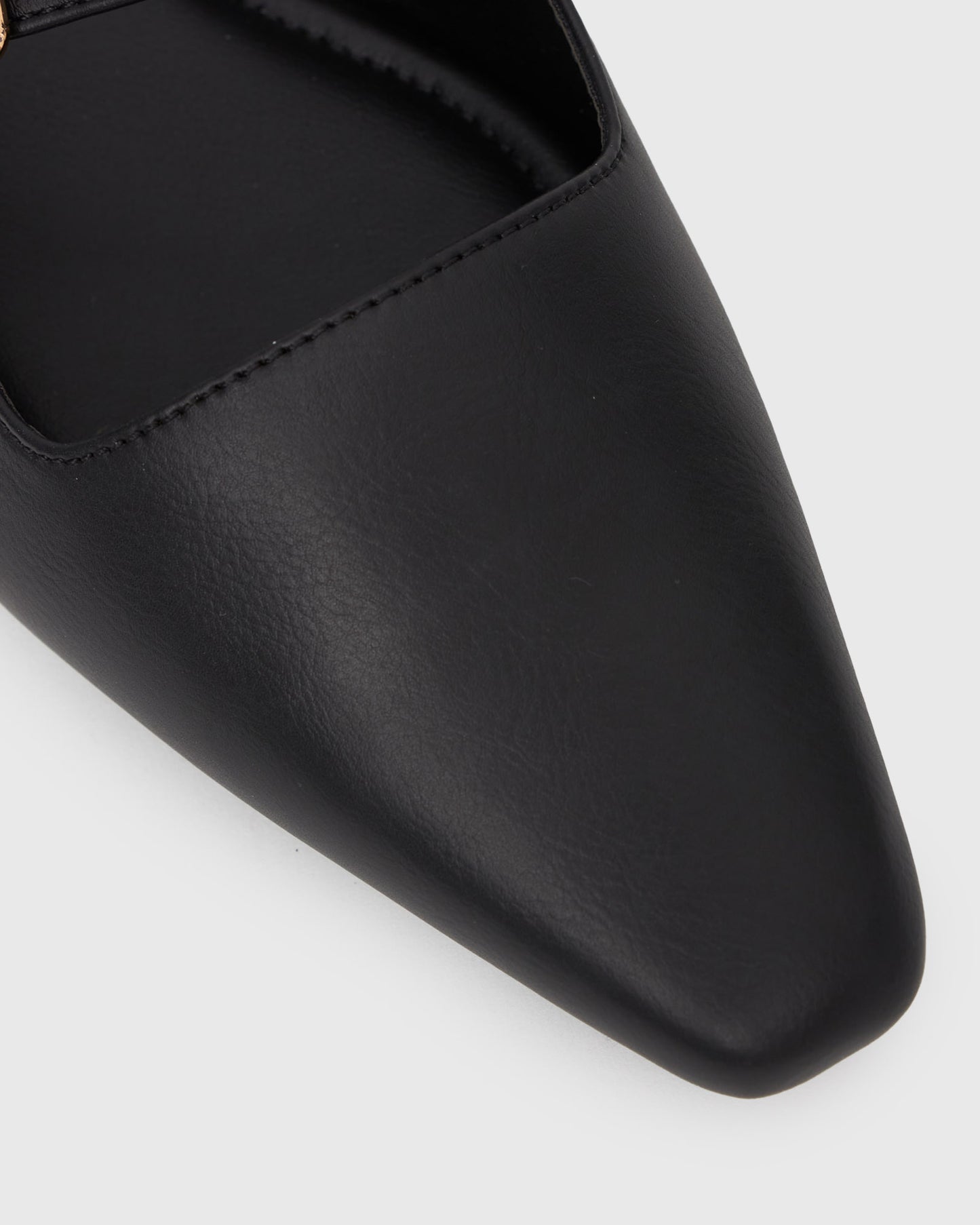 MAEVE Vegan Low Heel Pumps