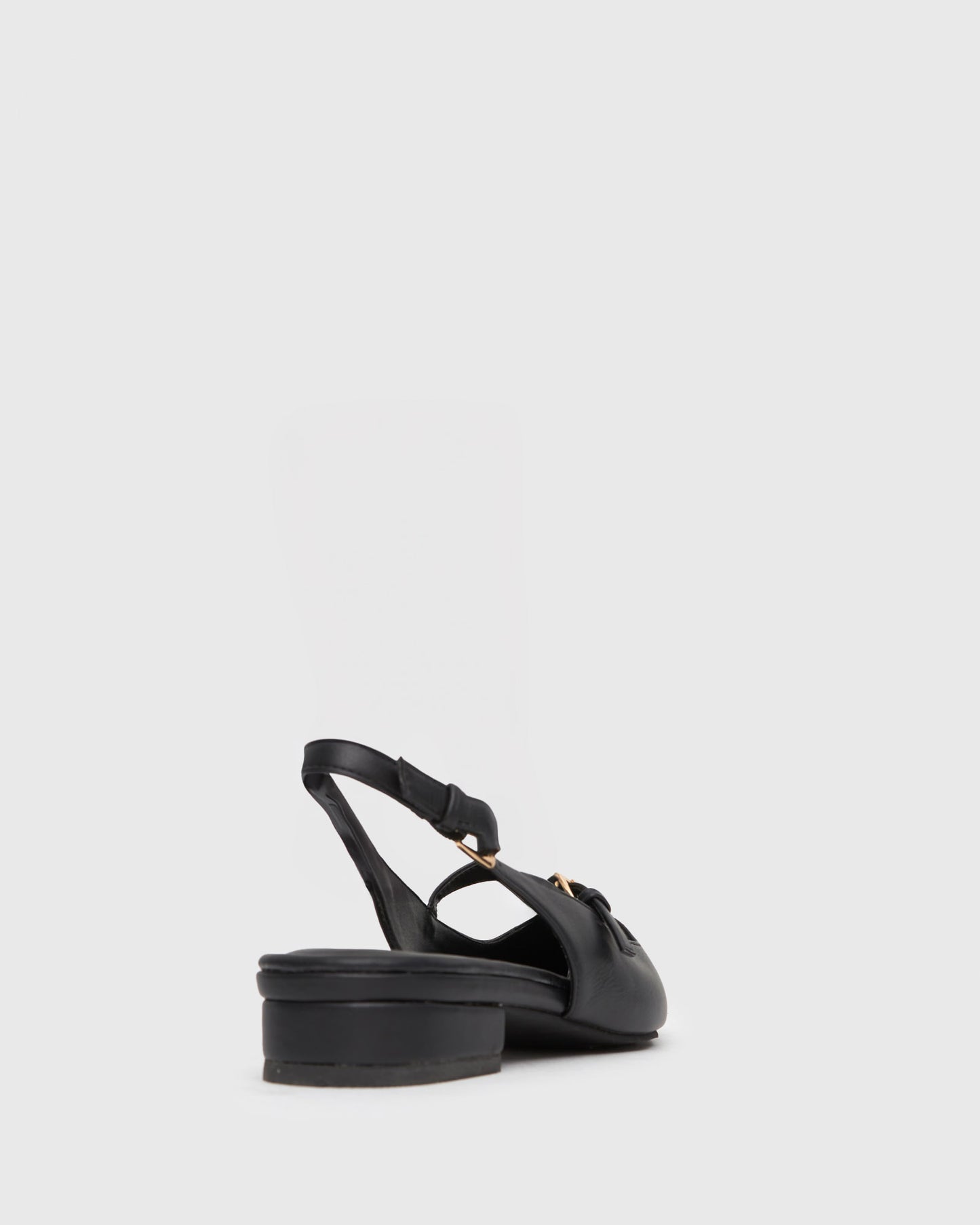 MAEVE Vegan Low Heel Pumps