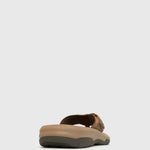 VICTOR Leather Thong Sandals