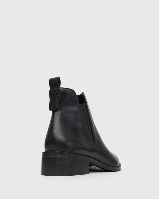 FAYE Leather Pointed Ankle Boots