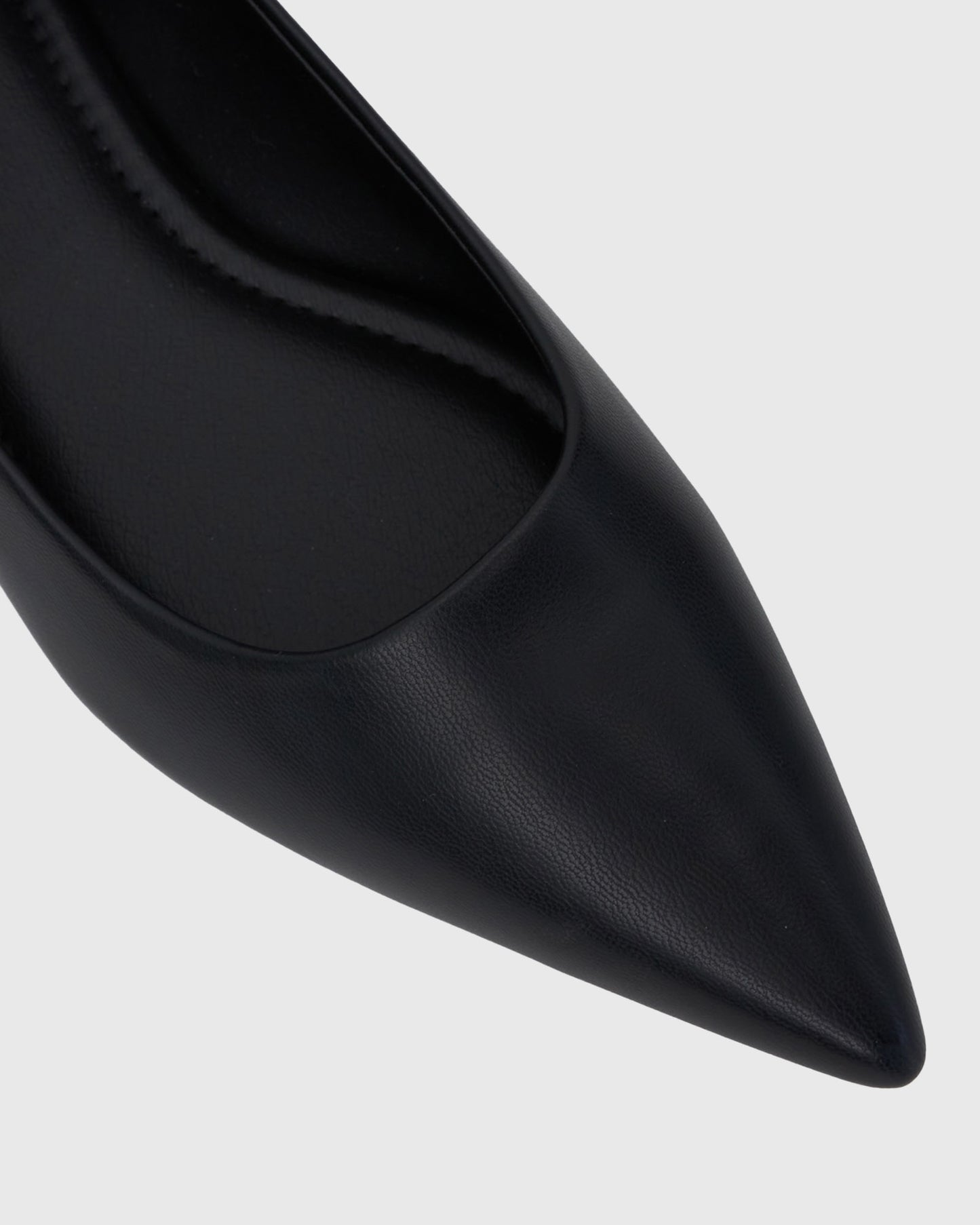 PRE-ORDER MEGA Vegan Point Flats