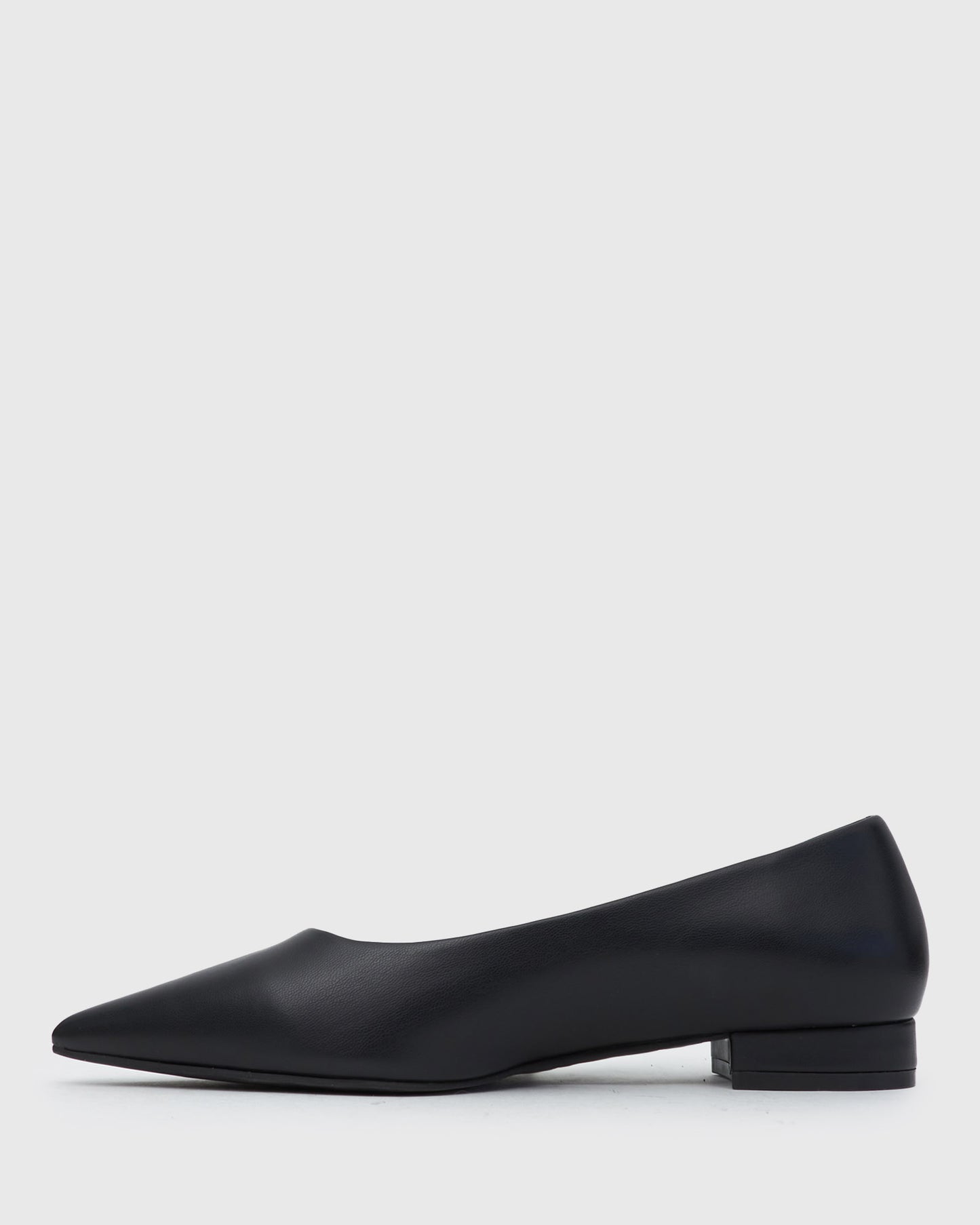 PRE-ORDER MEGA Vegan Point Flats