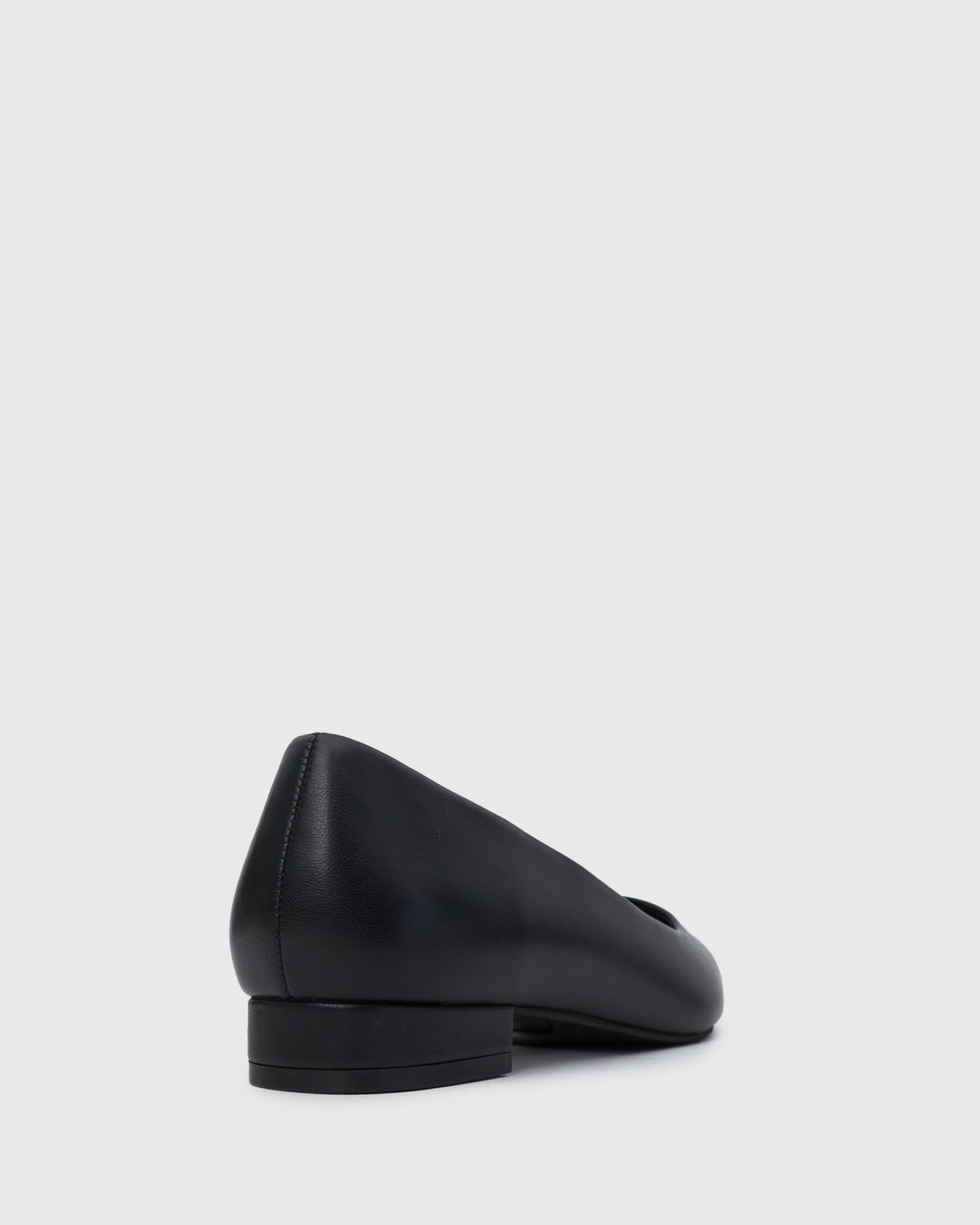 PRE-ORDER MEGA Vegan Point Flats