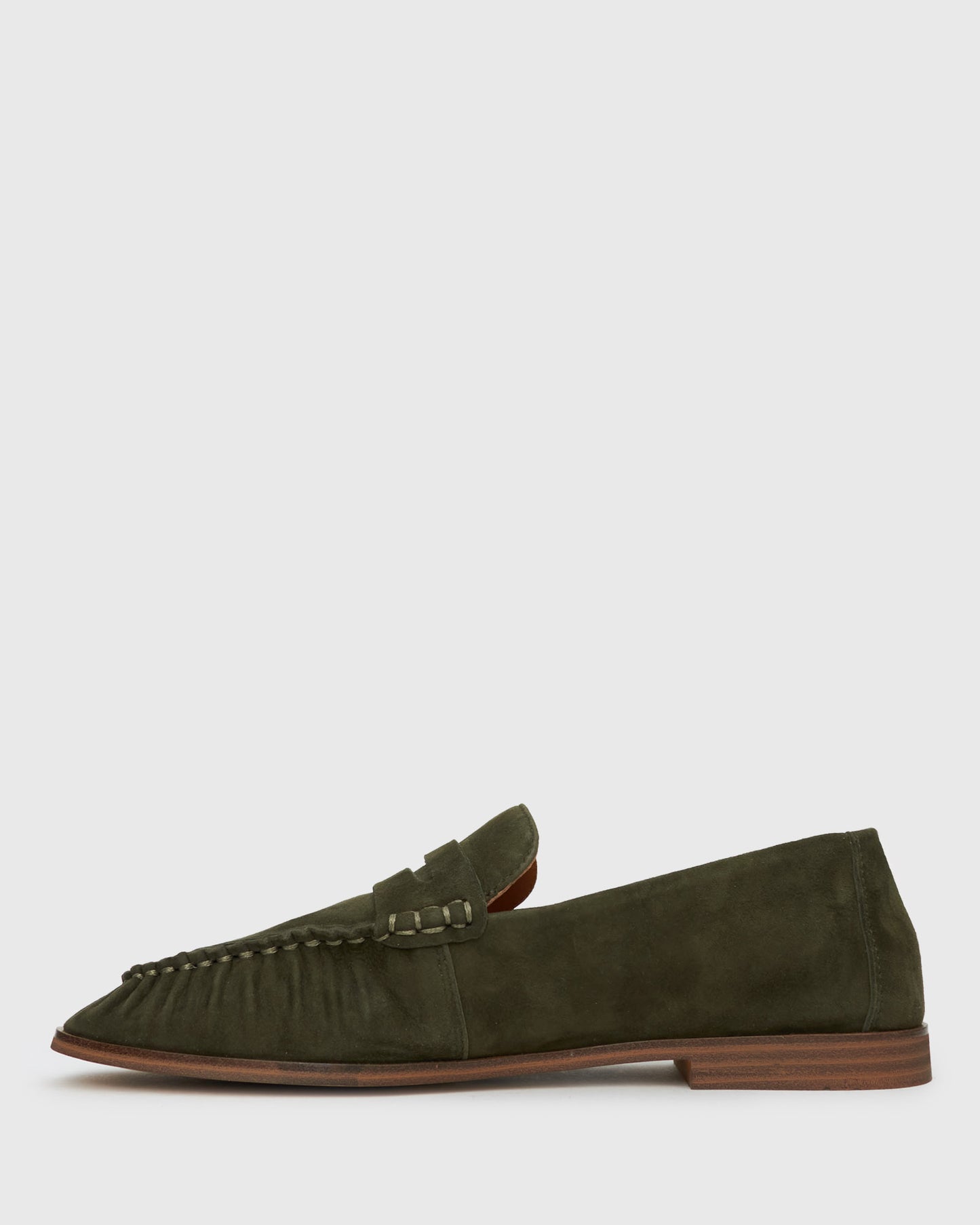 MUSE Suede Loafers