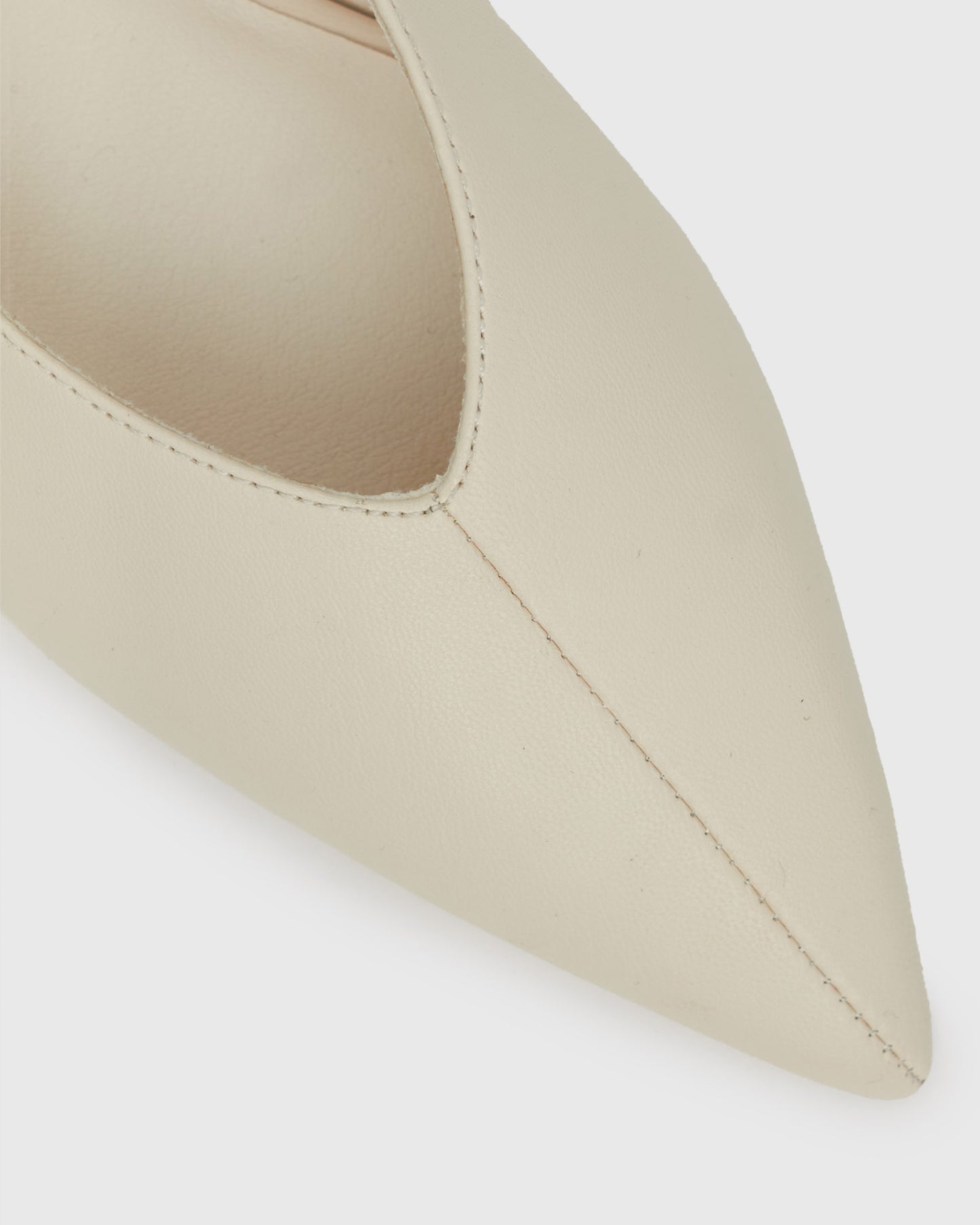 JAVA Pointy Slingback Flats