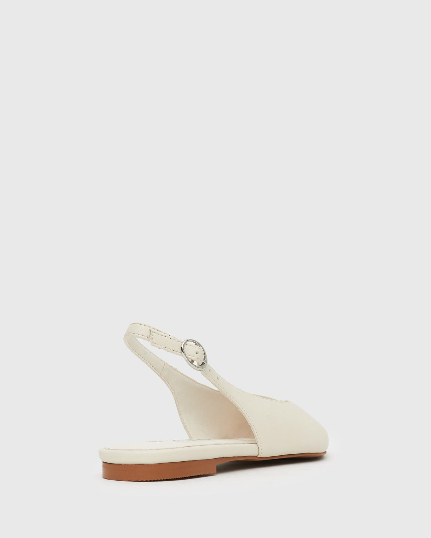 JAVA Pointy Slingback Flats