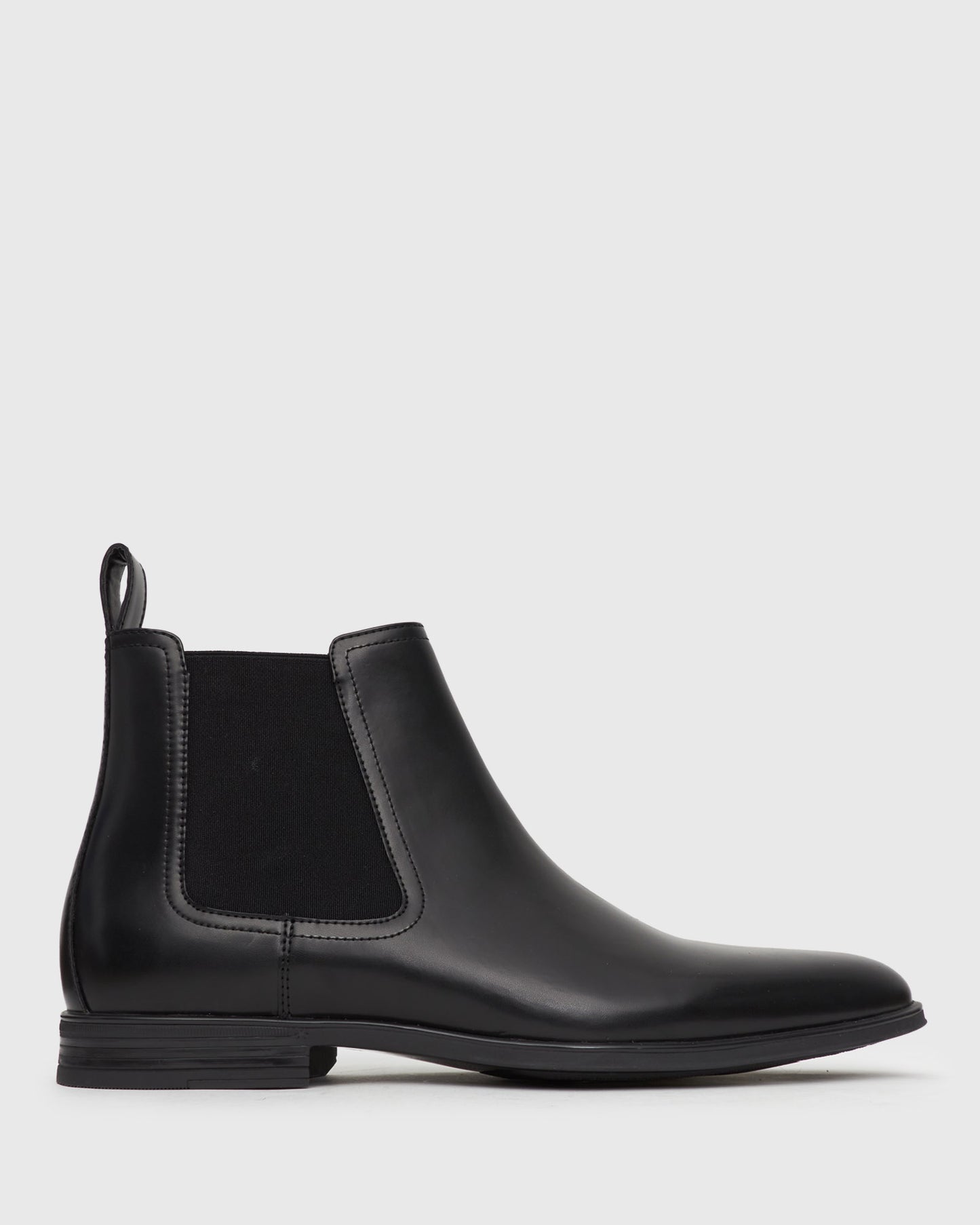 PRE-ORDER LEON Slip-on Chelsea Boots