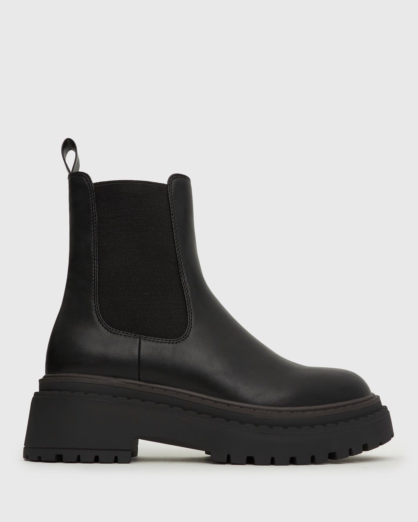 PRE-ORDER RIVER Chunky Chelsea Boots