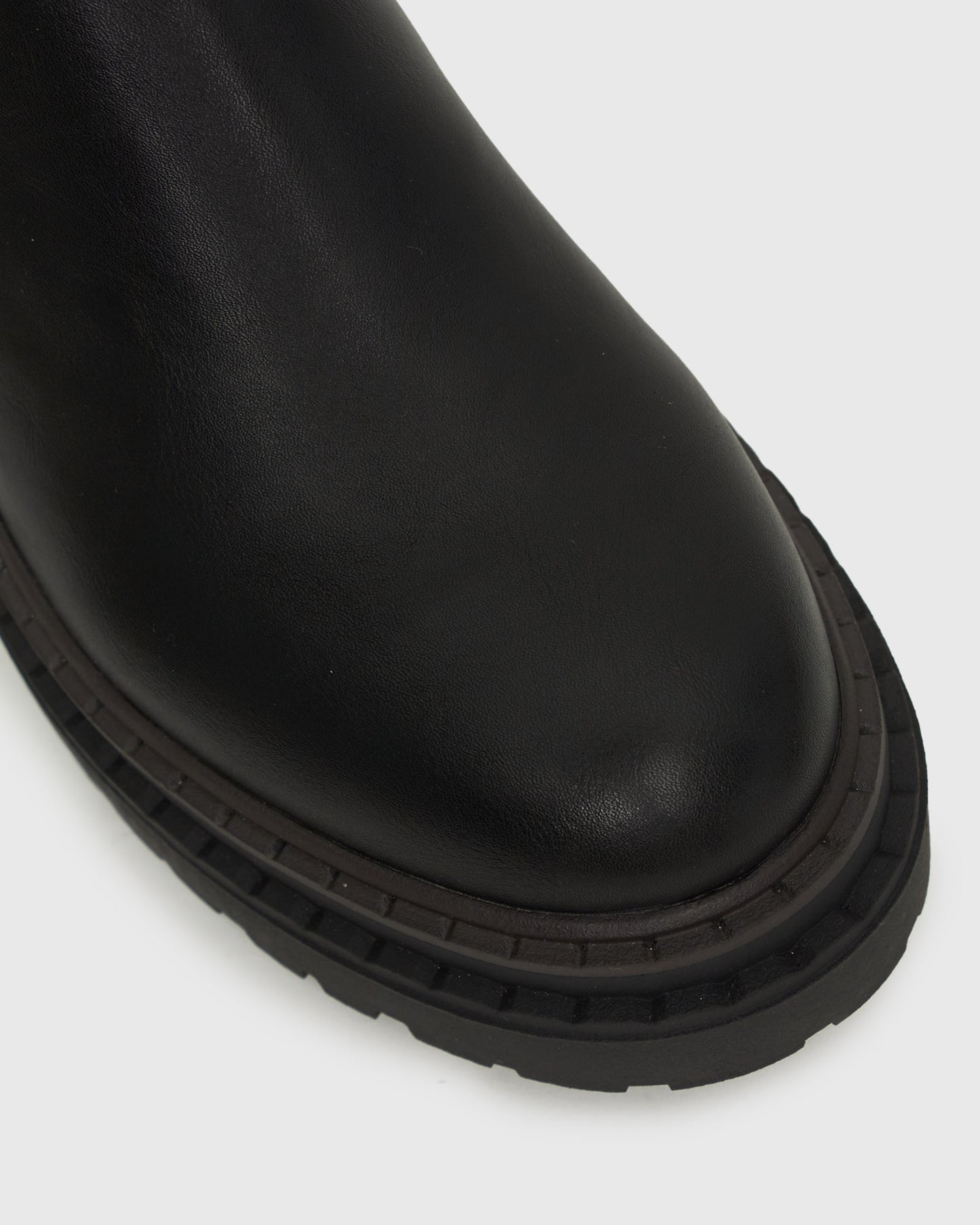 PRE-ORDER RIVER Chunky Chelsea Boots