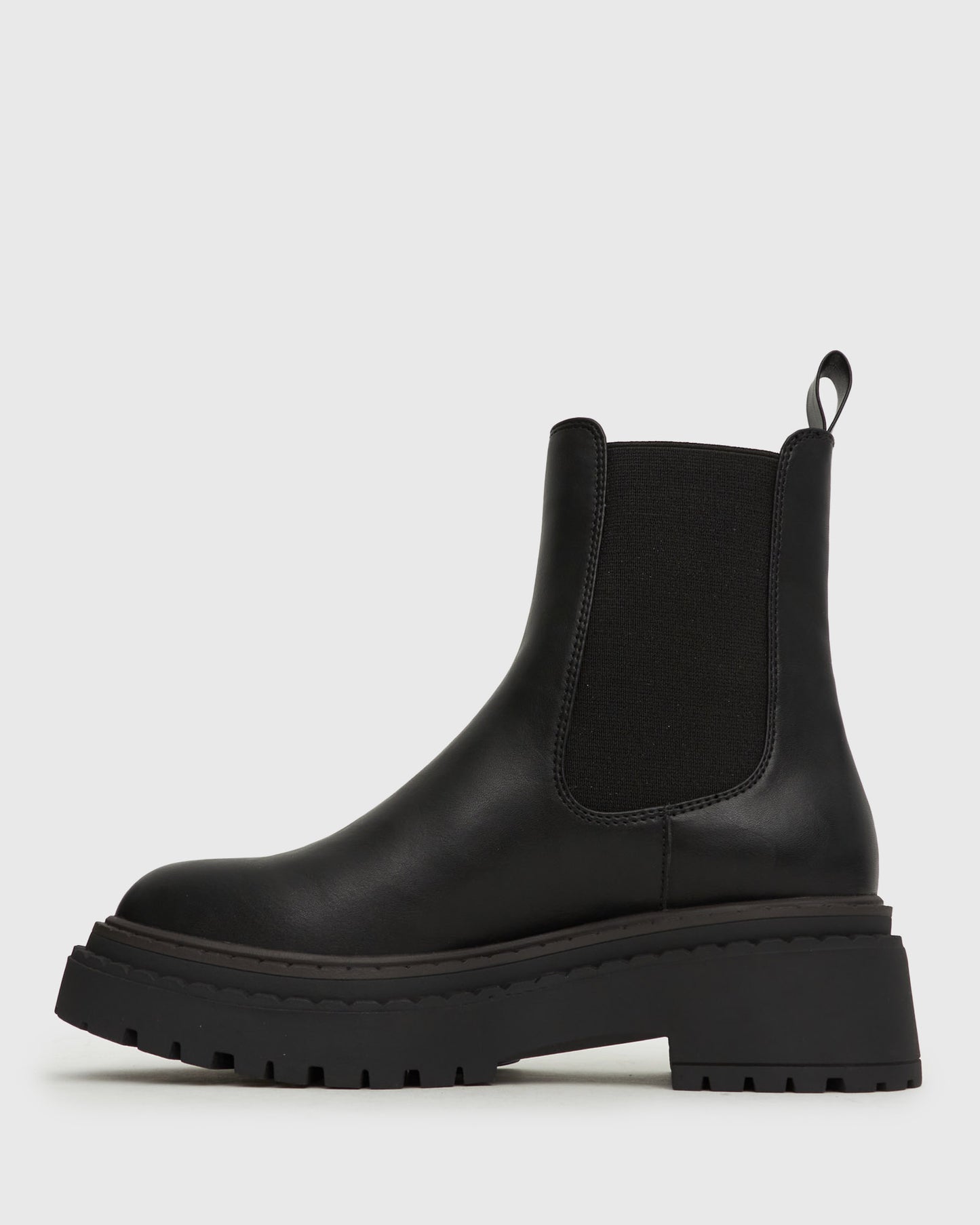 PRE-ORDER RIVER Chunky Chelsea Boots