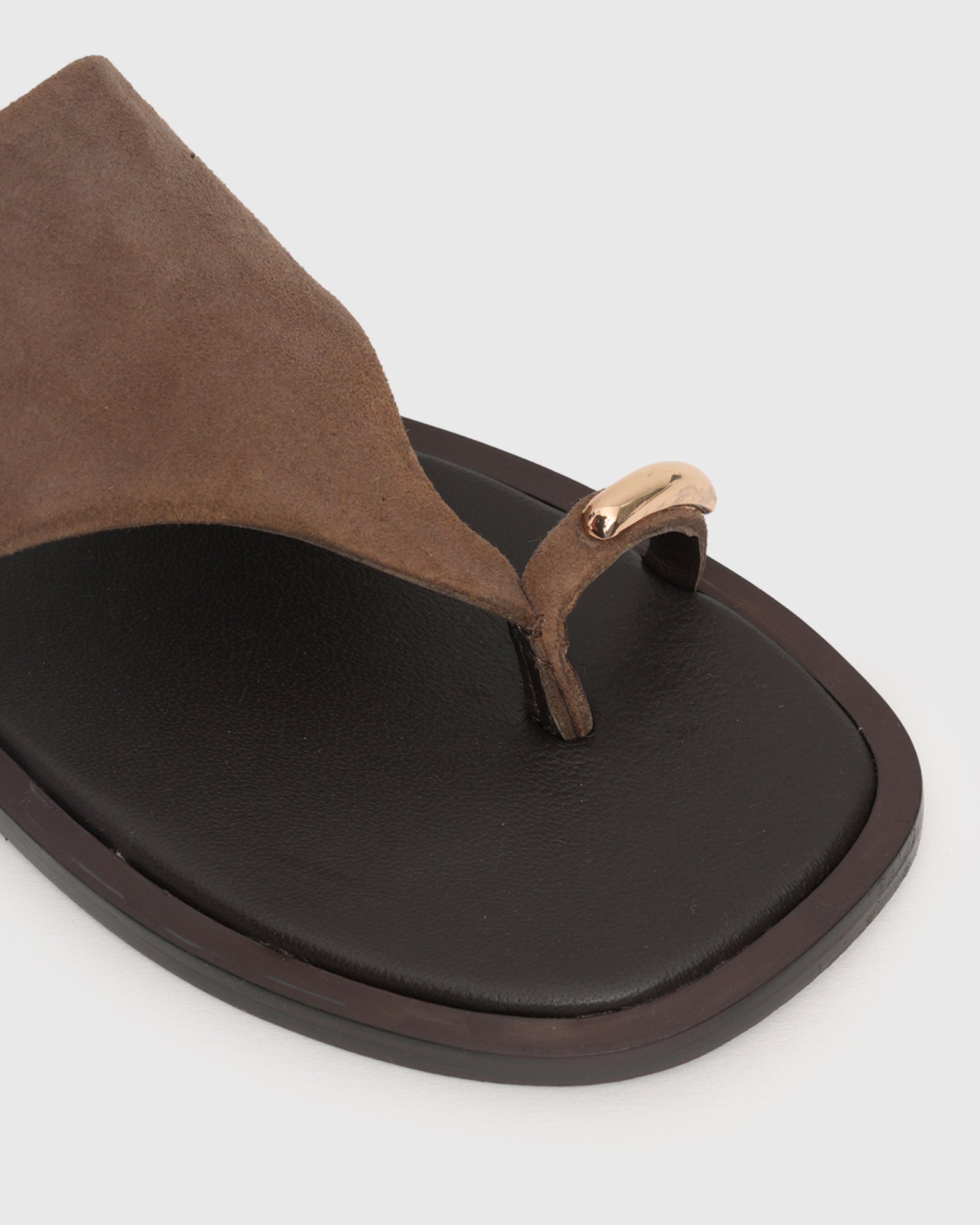 DOLPHIN JUNIOR Leather Thong Sandals