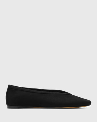 PRE-ORDER LENNOX Round Toe Ballet Flats