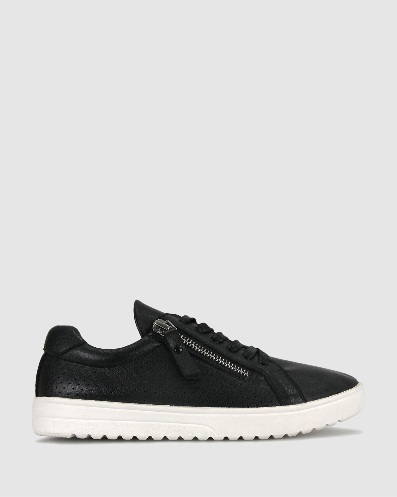 Buy ELSA Vegan Comfort Sneakers by Zeroe online - Betts