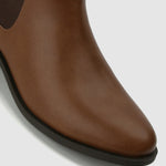 DINGO Round Toe Ankle Boots