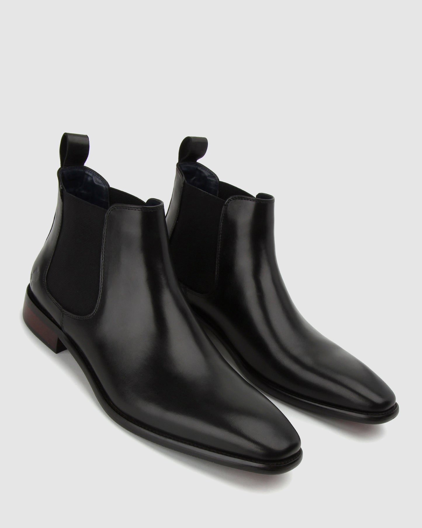 EVAN Leather Chelsea Boots