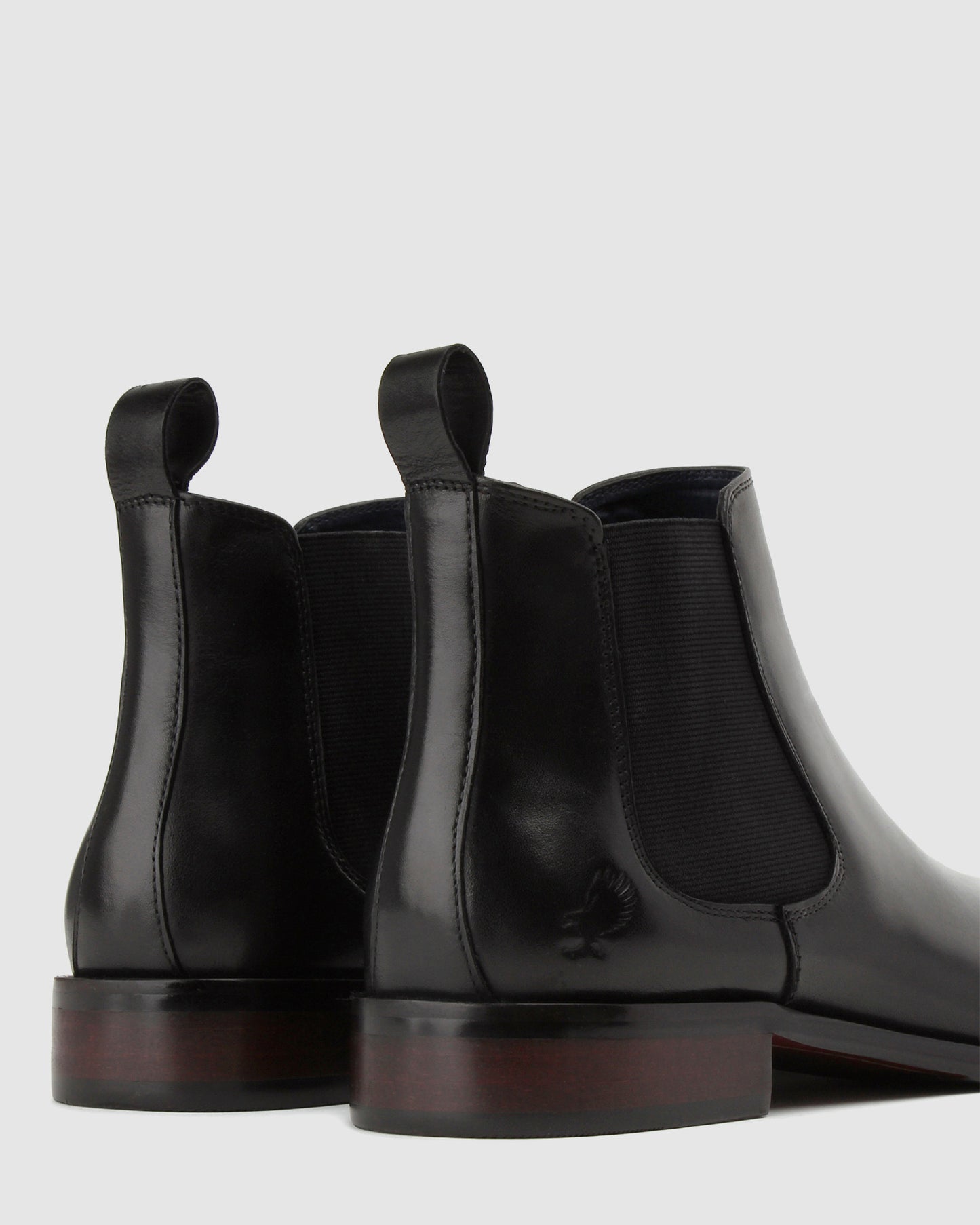 EVAN Leather Chelsea Boots