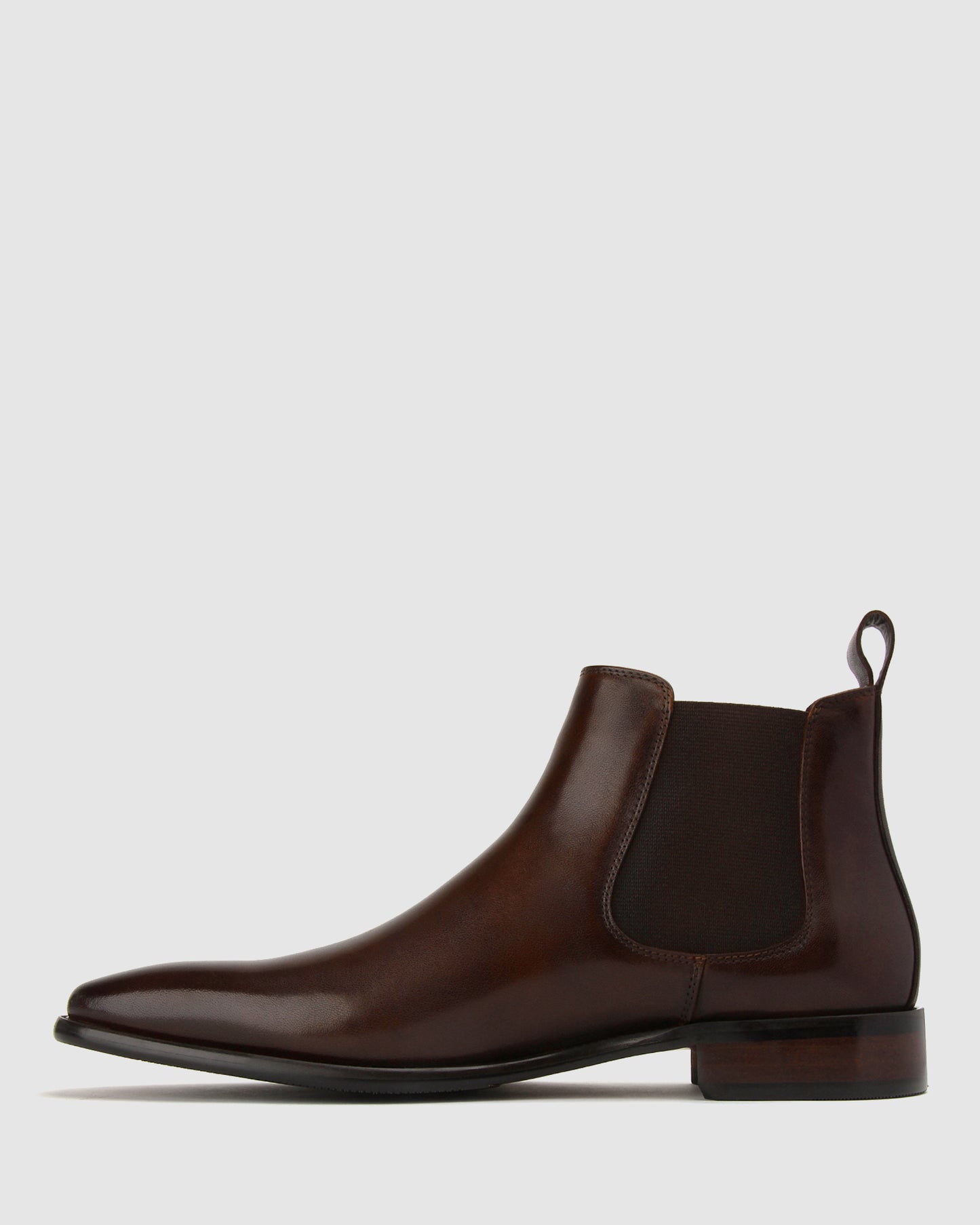 EVAN Leather Chelsea Boots